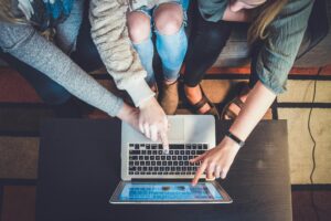 Simple Strategies for Repeat Customers in Your Dropshipping Store